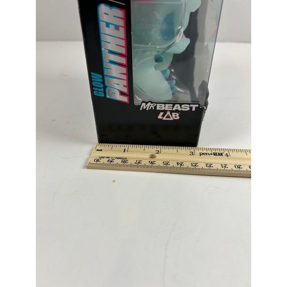 MrBeast Lab Glow Panther Vinyl Figure - Used / Opened Box - Glow in Dark - Picture 9 of 9